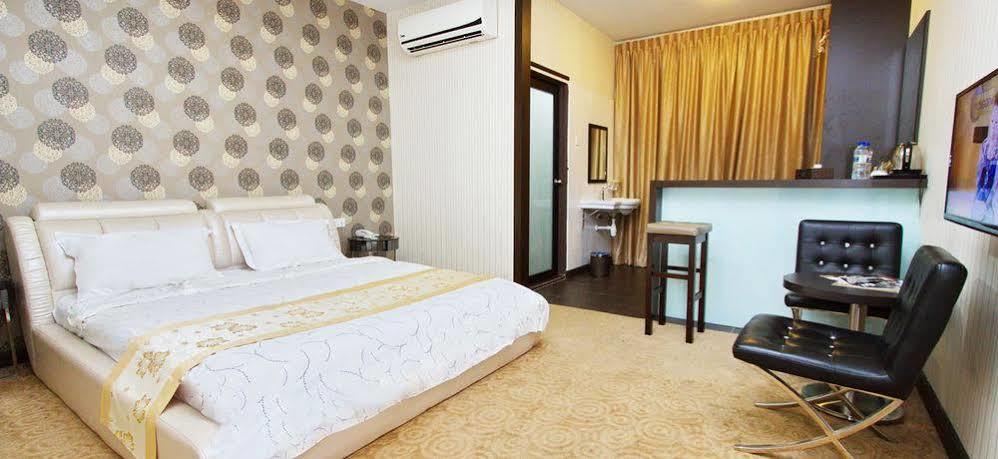 Hotel Tebrau Ct Johor Bahru Extérieur photo