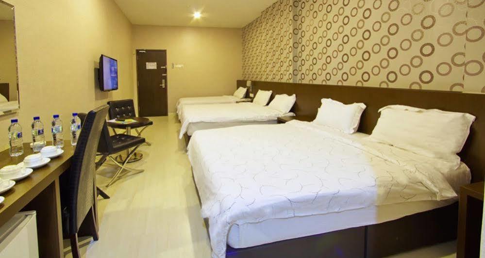 Hotel Tebrau Ct Johor Bahru Extérieur photo
